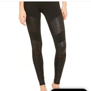 Alo Moto legging
